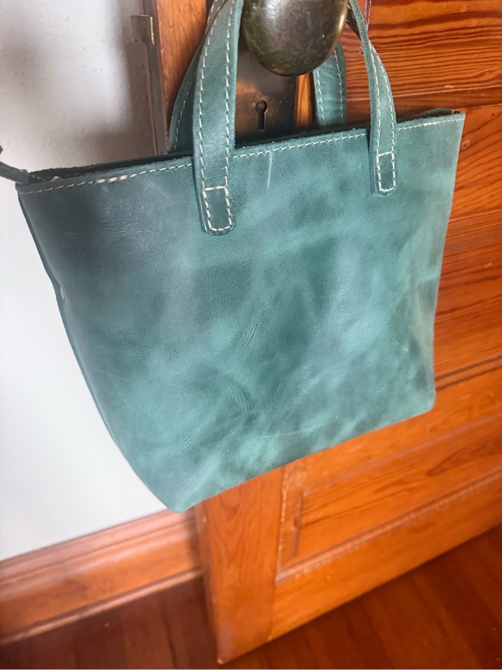 PLG mini crossbody tote - Picture 4 of 6